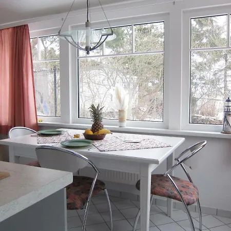 Uns Gartenhus Mit Blick Auf