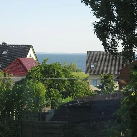 Uns Gartenhus Mit Blick Auf * Thiessow